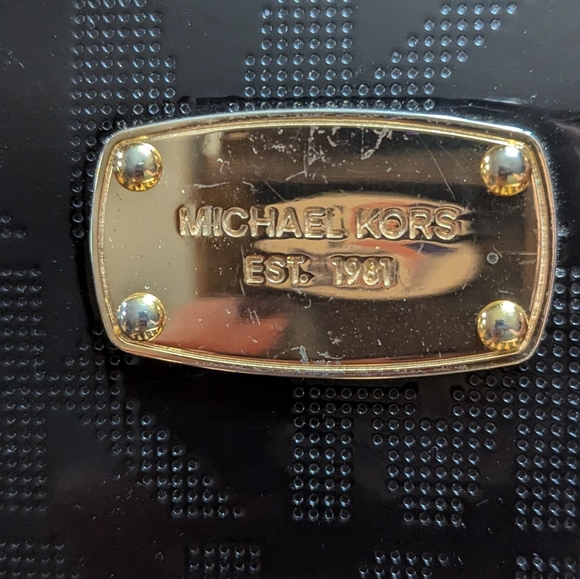 Michael Kors signature wallet. Zip around. MK logo. Excellent condition. - Picture 7 of 7